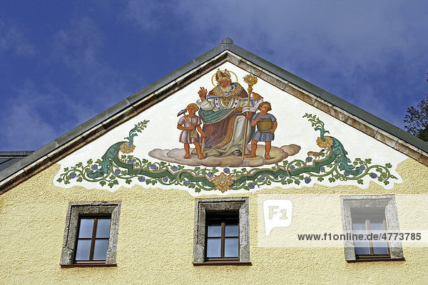 Fassadenmalerei  Berchtesgaden  Bayern  Deutschland  Europa