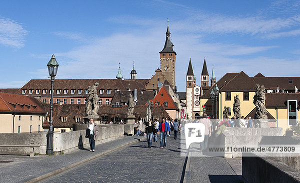 Old Main river bridge with city hall and Cathedral of St. Kilian at back  Wuerzburg  Bavaria  Germany  Europe