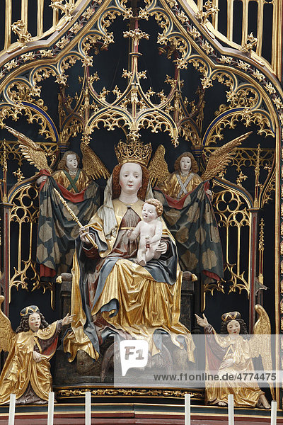 Maria als Himmelskönigin im Hochaltar  Wallfahrtskirche Maria Laach am Jauerling  Wachau  Waldviertel  Niederösterreich  Österreich  Europa