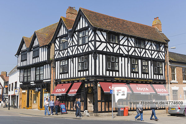 Fachwerkhaus  Kaffeehaus  Bridge Street  Stratford-upon-Avon  Warwickshire  England  Großbritannien  Europa