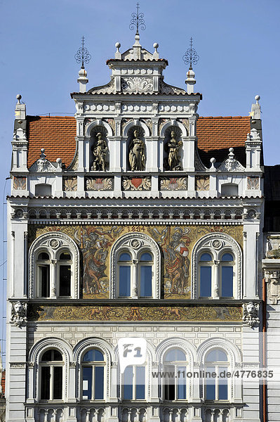Haus zum roten Herzen  Renaissance-Bürgerhaus mit Sgraffito  Platz der Republik  Pilsen  Böhmen  Tschechien  Europa