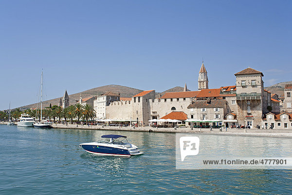 Altstadt von Trogir  Dalmatien  Adriaküste  Kroatien  Europa