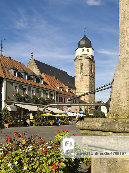 Marktplatz in Weismain  Franken  Bayern  Deutschland  Europa
