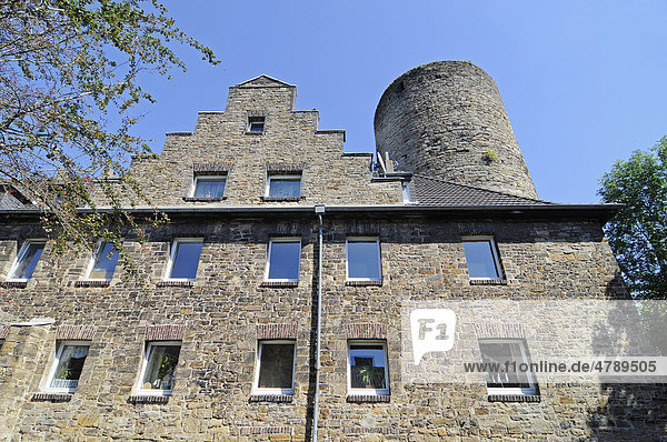 Wohnhaus  Turm  Burg Wetter auf der Freiheit  Wetter  Herdecke  Hagen  Nordrhein-Westfalen  Deutschland  Europa