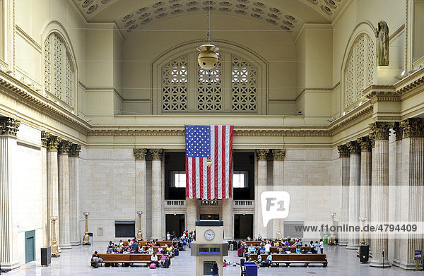 Interior view of the Great Hall  main waiting room  Union Station  Chicago  Illinois  United States of America  USA