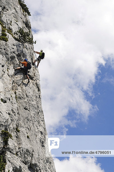 Schuasta Gangl  Gamssteig-Klettersteig  Steinplatte  Reit im Winkl  Chiemgau  Oberbayern  Bayern  Deutschland  Tirol  Österreich  Europa