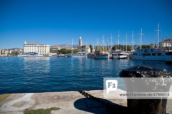 Hafen von Split  Kroatien  Europa