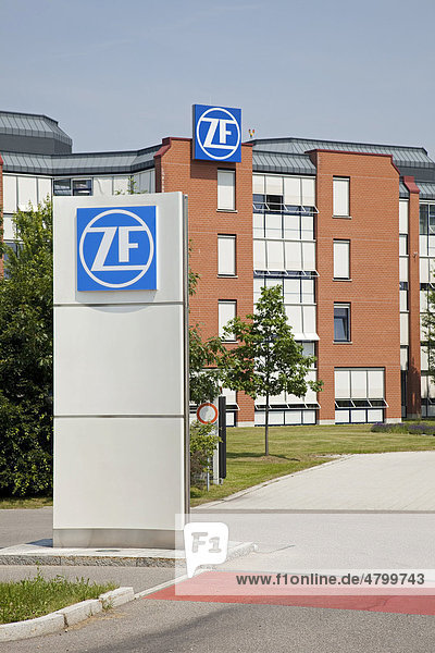 Firmenzentrale der ZF Friedrichshafen AG  Friedrichshafen  Baden-Württemberg  Deutschland  Europa