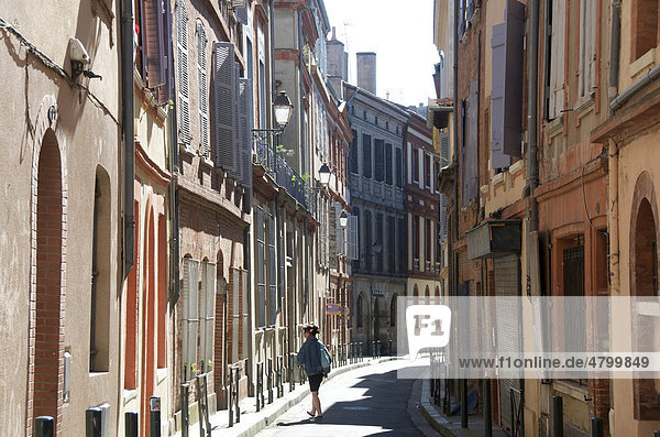 Straße in Toulouse  Haute Garonne  Frankreich  Europa