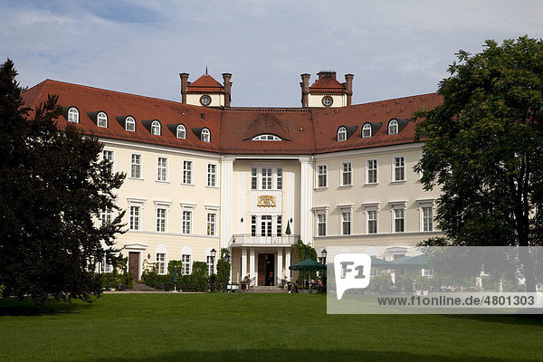 Schloss Lübbenau  Lübbenau  Spreewald  Brandenburg  Deutschland  Europa