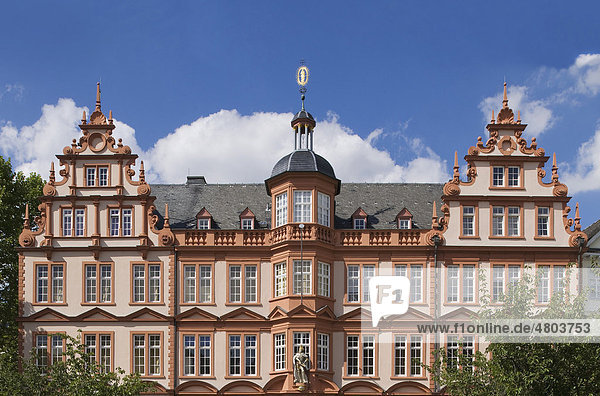 Haus zum römischen Kaiser  Gutenberg-Museum  Rennaissance-Fassade  Mainz  Rheinland-Pfalz  Deutschland  Europa