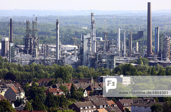 Ruhr Oel GmbH Raffinerie in Gelsenkirchen Horst  Nordrhein-Westfalen  Deutschland  Europa