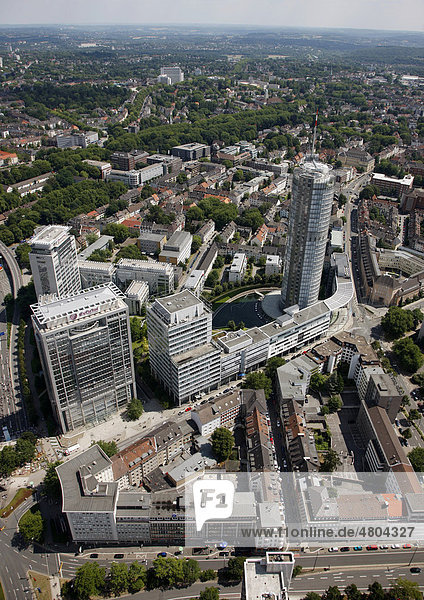 Innenstadt  EVONIK-Zentrale und Verwaltungsgebäude RWE-Tower  rechts  Essen  Nordrhein-Westfalen  Deutschland  Europa