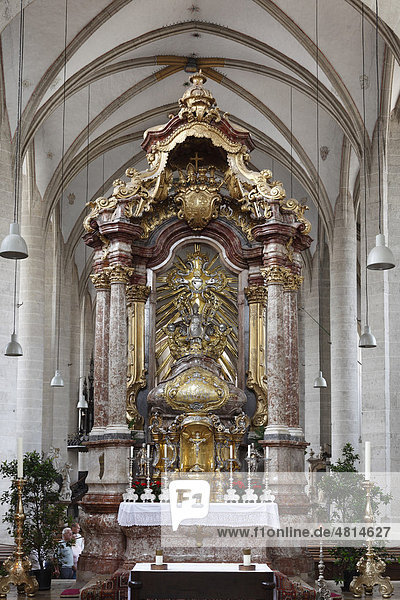 Altar im Willibaldschor  Dom in Eichstätt  Altmühltal  Oberbayern  Bayern  Deutschland  Europa