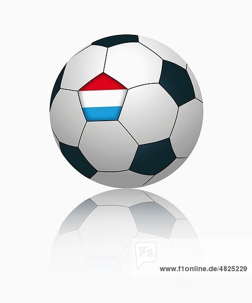 Luxemburger Flagge auf Fußball  Nahaufnahme