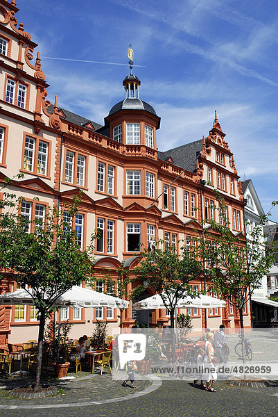 Haus zum Römischen Kaiser  Gutenberg-Museum am Liebfrauenplatz  Altstadt  Mainz  Rheinland-Pfalz  Deutschland  Europa