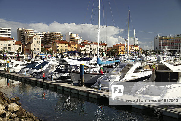 Der Yachthafen in Vilamoura  Algarve  Portugal  Europa