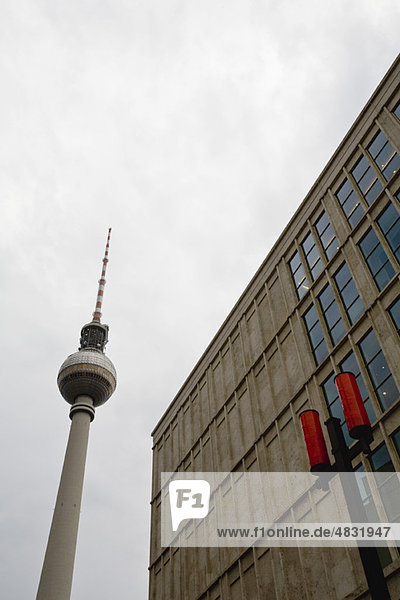 Deutschland Berlin Alexanderplatz Fernsehturm