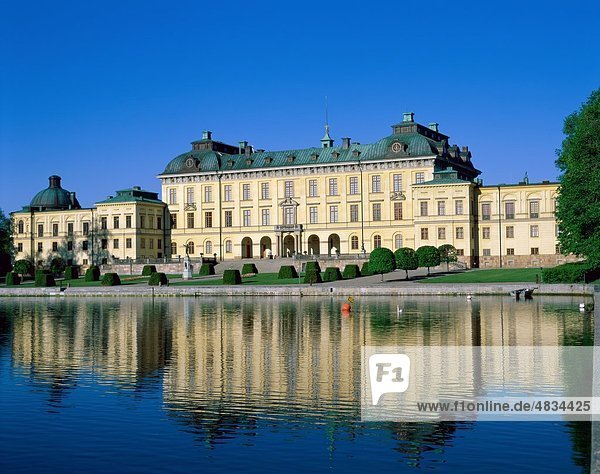 Drottingholm  Urlaub  Landmark  Palace  Stockholm  Schweden  Europa  Tourismus  Reisen  Ferienhäuser