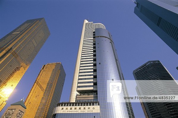 Guangzhou  Kanton  Bankenviertel  Urlaub  Gebäude  Großstadt  Globalisierung  Sehenswürdigkeit  China  Asien  modern