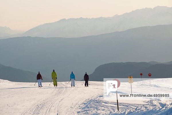 Italien  Trentino-Südtirol  Südtirol  Bozen  Seiser Alm  Skitourengruppe