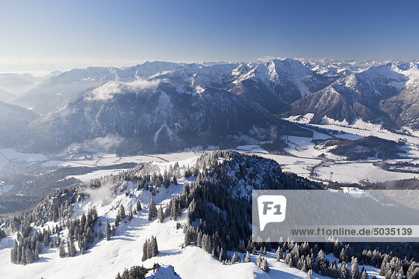 Süddeutschland  Oberbayern  Bayrischzell  Blick vom Wendelstein auf die europäischen Alpen