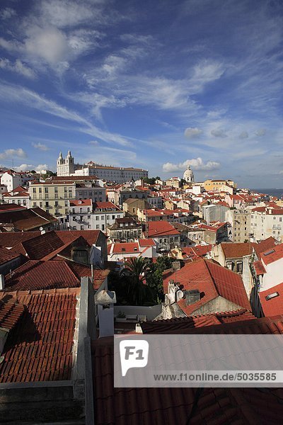 Portugal  Lissabon  Blick über die Altstadt von Alfama