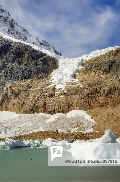 Angel Glacier and Mount Edith Cavell  Jasper National Park  Alberta  Canada