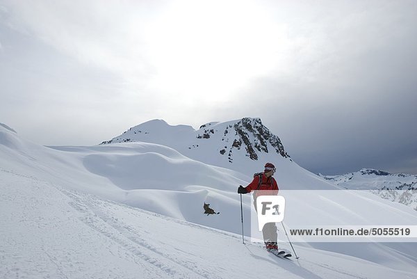 Mann Skifahren auf der Nordseite des Mt Ann Mt Baker Wildnis Snoqualmie National Forest Washington USA