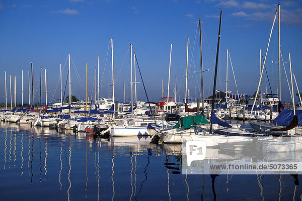 USA-Boote im Hafen