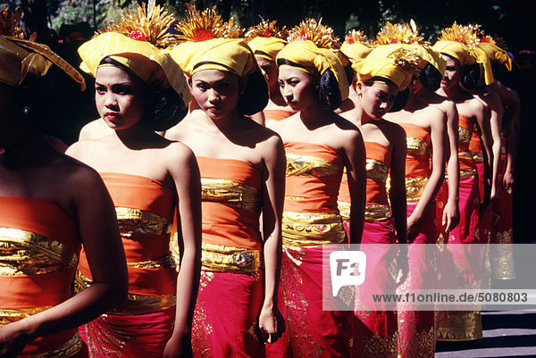 Balinesische Mädchen. Bali  Indonesien.