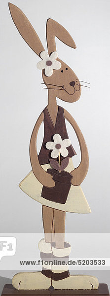 Osterhasenfigur  Frau  aus Holz