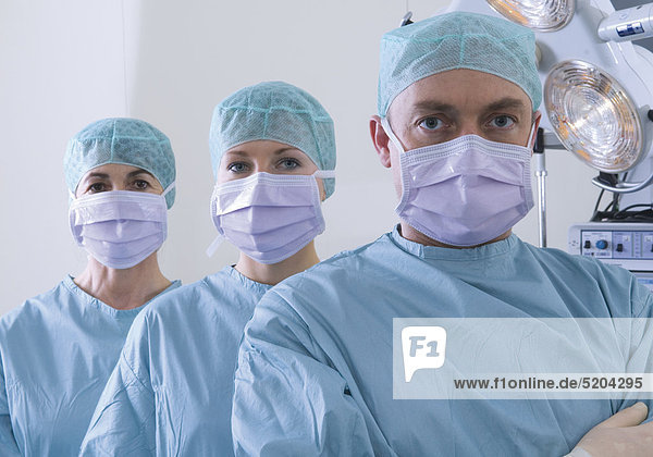 Chirurgenteam im Operationssaal