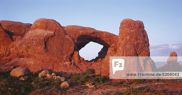 Roter Sandsteinbogen Arches Nationalpark Utah USA