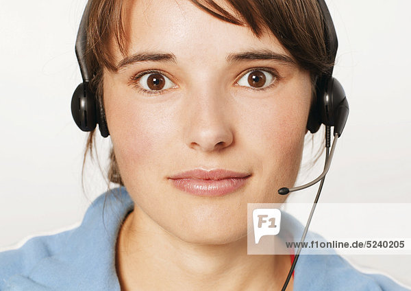 Frau mit Headset  Porträt