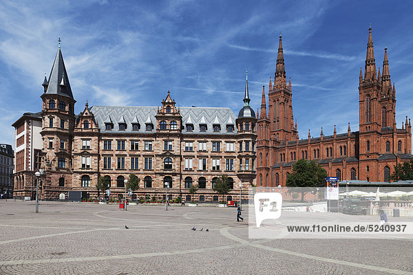 Europa  Deutschland  Hessen  Wiesbaden  Ansicht Rathaus mit Stadtplatz