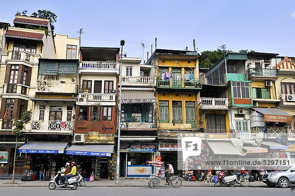 Nested houses  row of houses in the old town of Hanoi  Vietnam  Southeast Asia