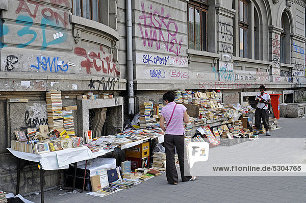 Book seller  street trading  university  Bucharest  Romania  Eastern Europe  Europe  PublicGround
