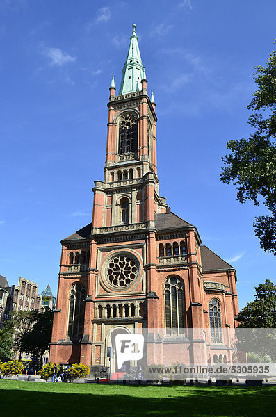 Johanneskirche  Martin-Luther-Platz  Düsseldorf  Nordrhein-Westfalen  Deutschland  Europa