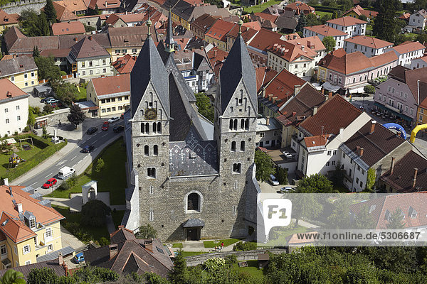 Mittelalterliche Stadt Friesach  Stadtpfarrkirche  Kärnten  Österreich  Europa