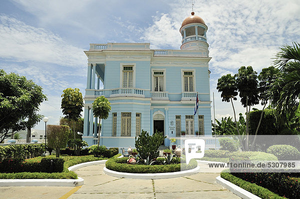 Palacio Azul Blauer Palast heute ein Hotel Cienfuegos Kuba Karibik