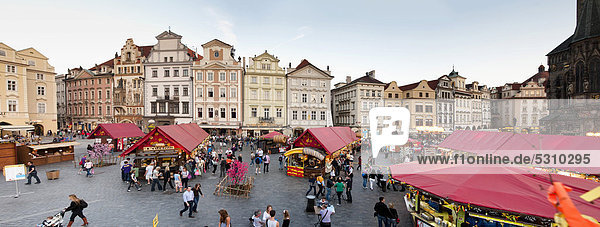 Old Town Square  Prague  Czech Republic  Europe