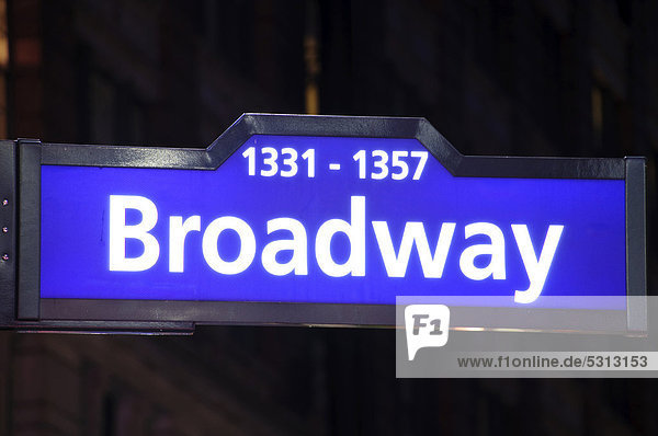 Broadway  Straßenschild  Manhattan  New York  USA