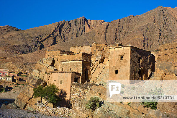 Kleine Menschengruppe Kleine Menschengruppen Berg Wand Einfachheit Landschaft Gebäude Tal Nachbarschaft Afrika Marokko Schlamm