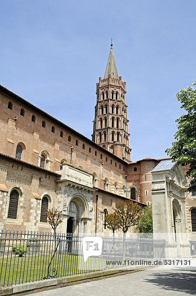 Basilika Saint Sernin  Toulouse  Departement Haute-Garonne  Midi-Pyrenees  Frankreich  Europa