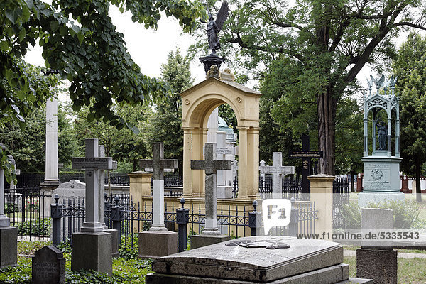 Invalidenfriedhof mit historischen Grabmälern  Berlin-Mitte  Deutschland  Europa