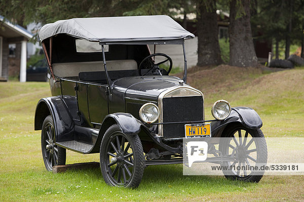 Oldtimer  altes Auto  Ford Model T  Tin Lizzie oder Flivver