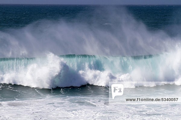 Die spektakulären Wellen an der Westküste von Fuerteventura  Kanaren  Spanien  Europa