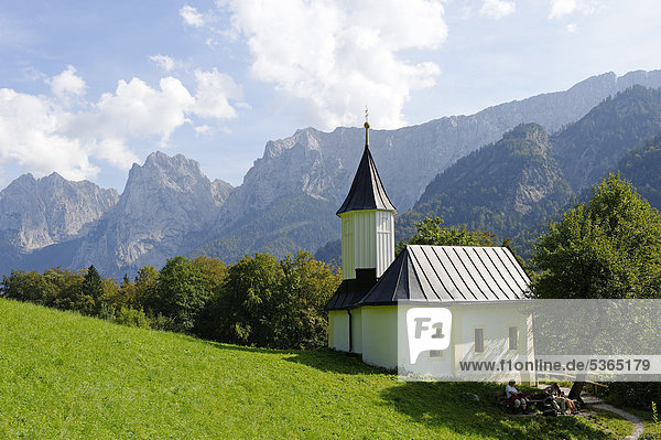 Antoniuskapelle vor der Ellmauer Halt  Kaisertal  Kaisergebirge  Tirol  Österreich  Europa