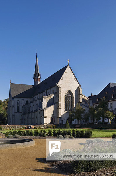 Wallfahrtsort Abtei Marienstatt  Blick vom Barockgarten auf die Abteikirche  Streithausen  Rheinland-Pfalz  Deutschland  Europa